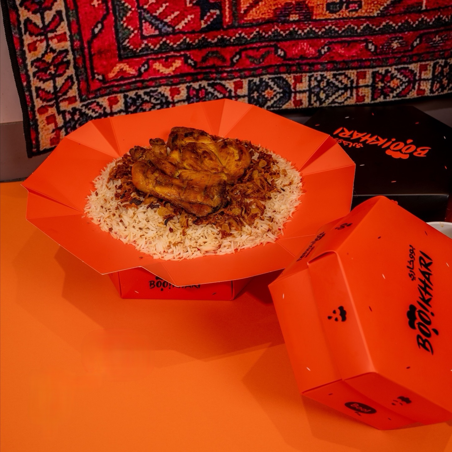 Folding style spread food box