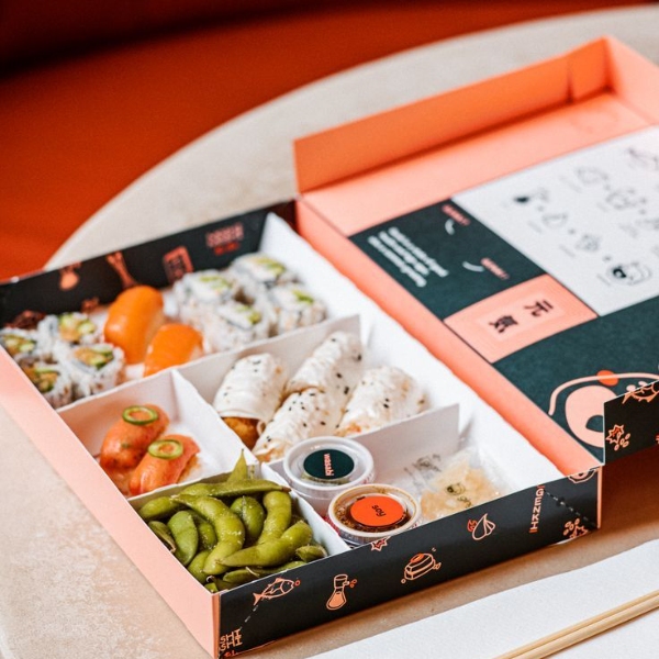 Sushi Roll Box for Perfect Maki & Hand-Roll Takeaway